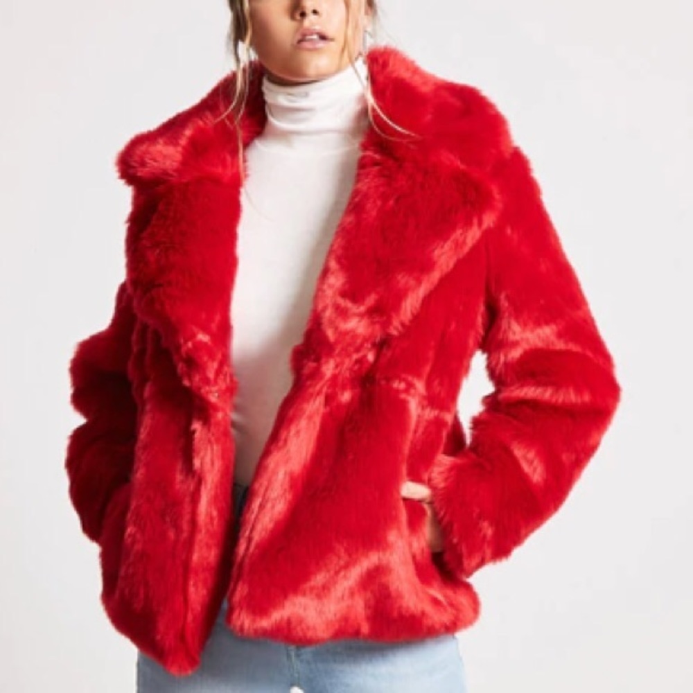 NEW FOREVER 21 FAUX FUR COAT